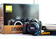 Продам НЕДОРОГО фотоаппарат Nikon D5000 с объективом 18-55мм